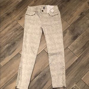 NWT Skinny Crop Jeans